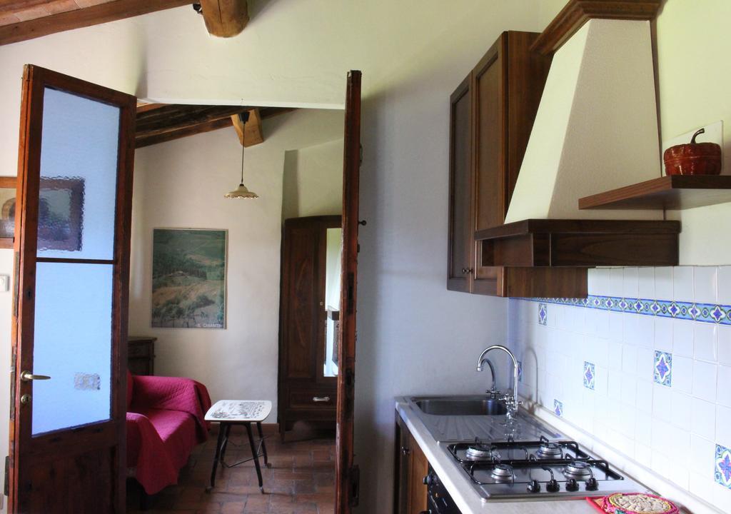 Agriturismo La Grotta Di Montecchino Siena Buitenkant foto