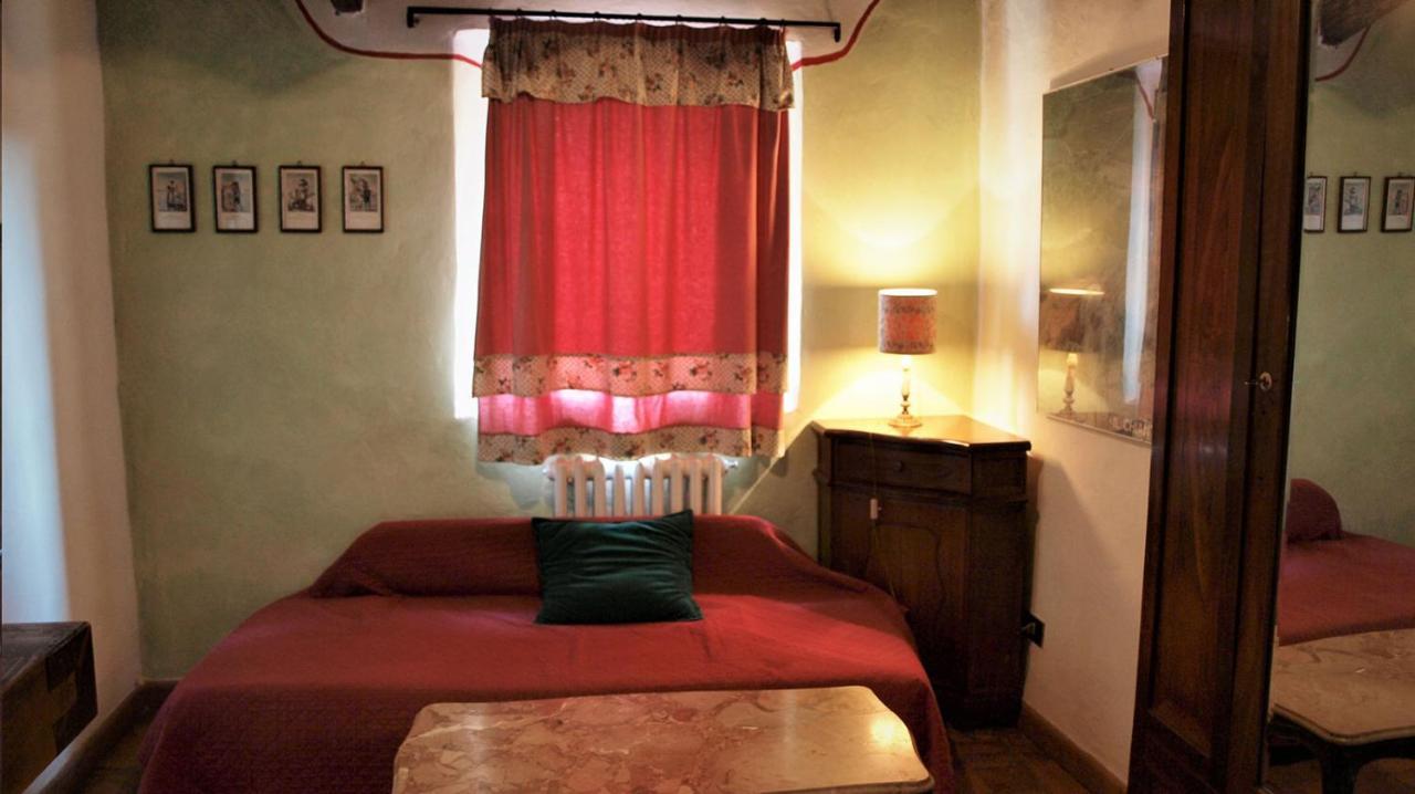 Agriturismo La Grotta Di Montecchino Siena Buitenkant foto