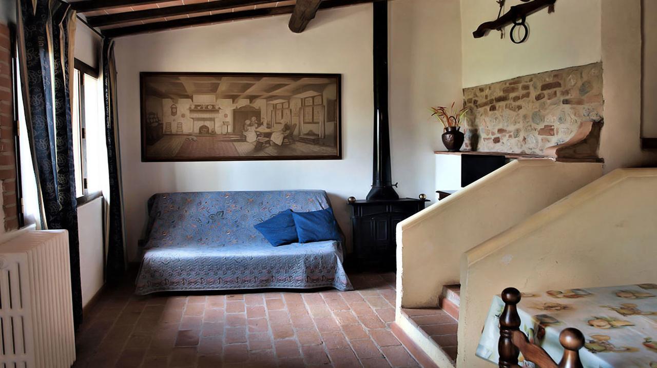 Agriturismo La Grotta Di Montecchino Siena Buitenkant foto